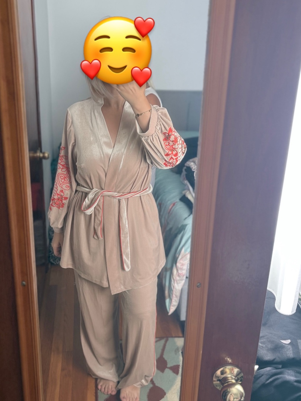 Beige Velvet Robe Set with Red Floral Embroidery